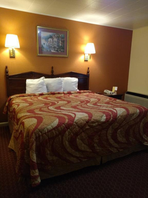 Mount Vernon Inn Sumter Esterno foto
