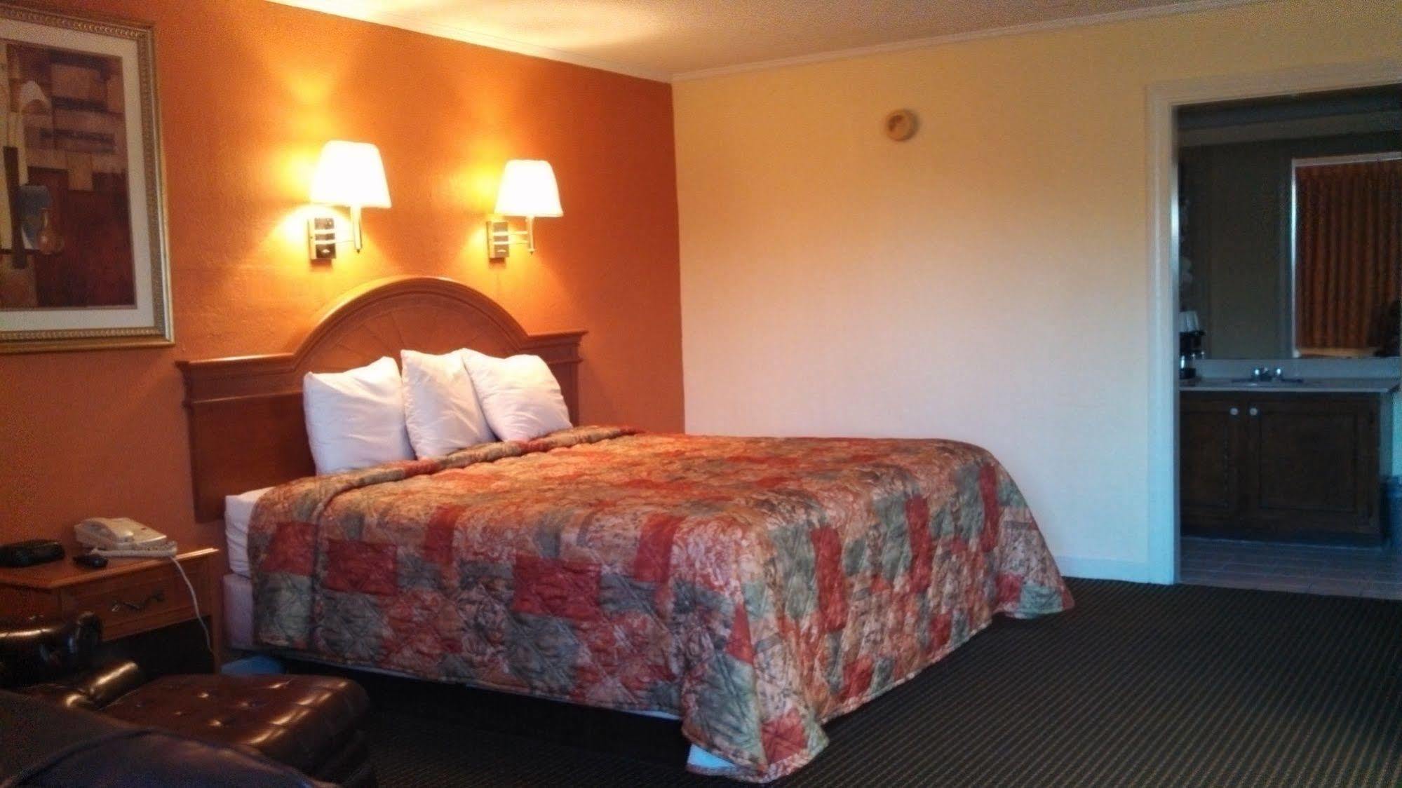 Mount Vernon Inn Sumter Esterno foto