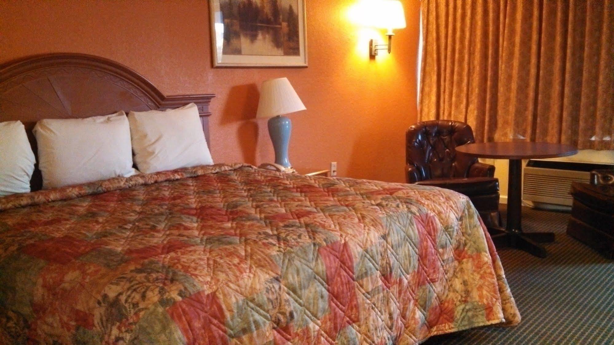 Mount Vernon Inn Sumter Esterno foto